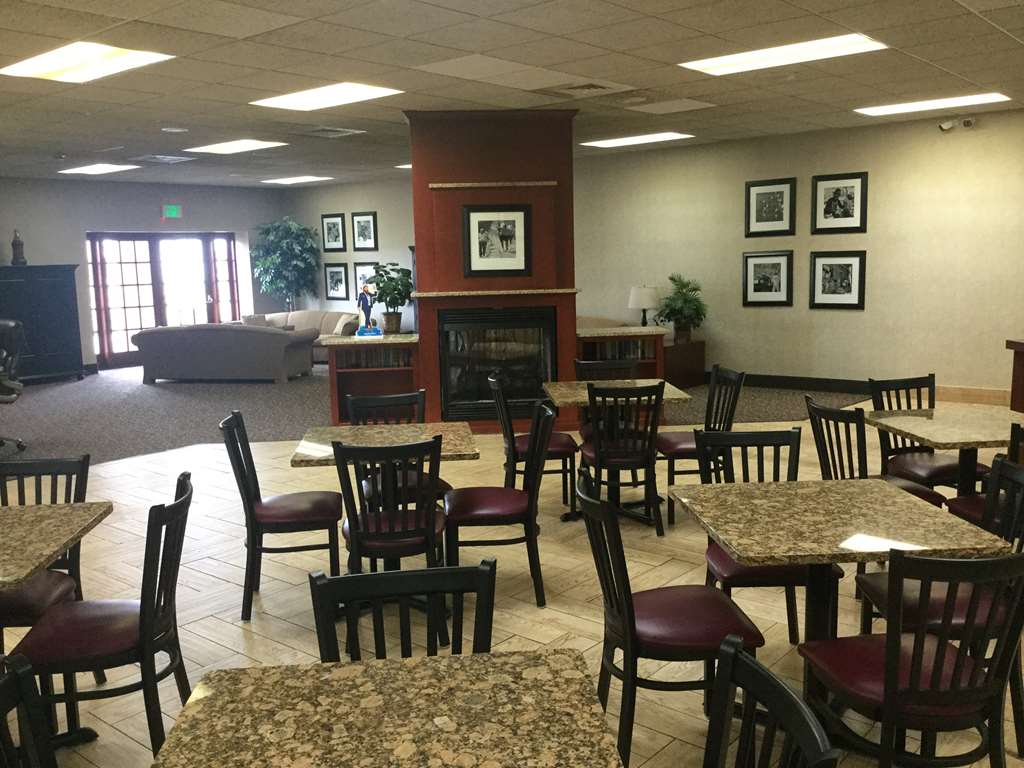 Baymont by Wyndham Michigan City - photo 20