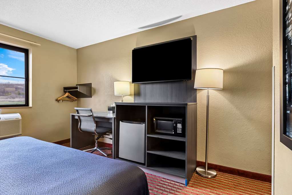 Super 8 by Wyndham Amsterdam - photo 23