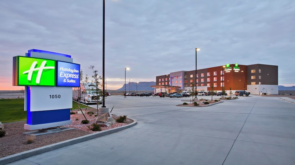 Holiday Inn Express and Suites Green River - photo 94