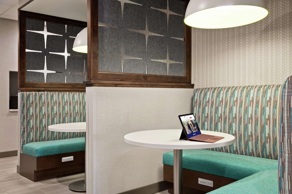 Hampton Inn West Valley Salt Lake City - photo 18