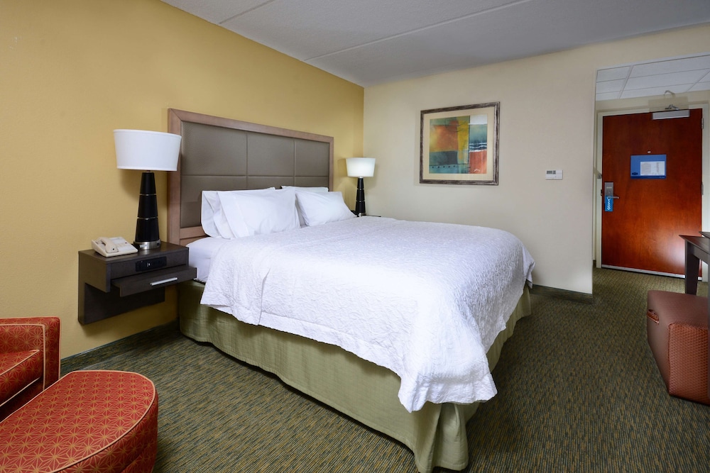 Hampton Inn Raleigh Town Of Wake Forest - photo 2