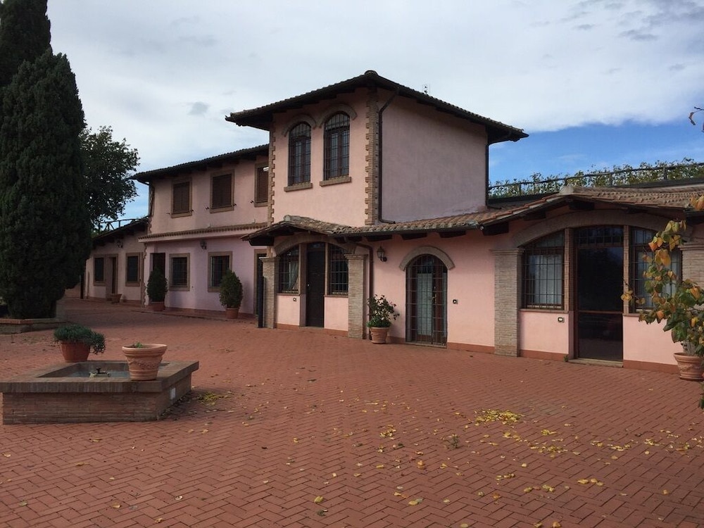 Azienda Agricola Sinisi in Cerveteri, Italy