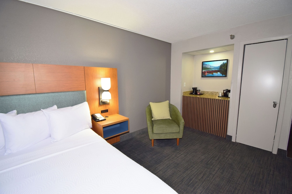 Country Inn & Suites by Radisson Coon Rapids MN - photo 9