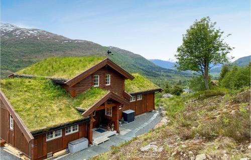 4 Bedroom Awesome Home In Nordfjordeid — 4-Star Luxury Hotel in Nordfjordeid, Norway