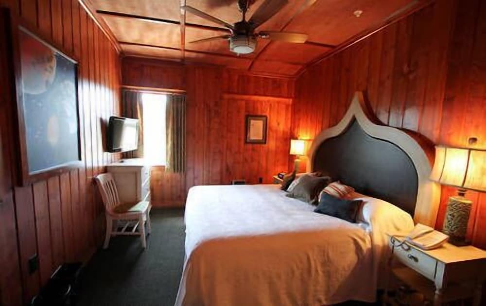 McMenamins Gearhart Hotel - photo 9