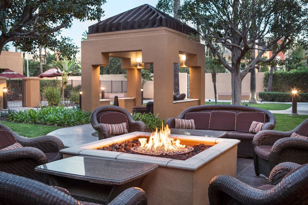 Courtyard by Marriott John Wayne Airport Orange County — hotel in Irvine