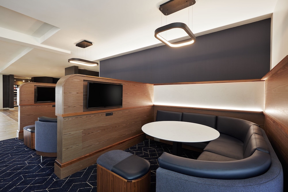 Courtyard by Marriott St. Louis Downtown West - photo 6