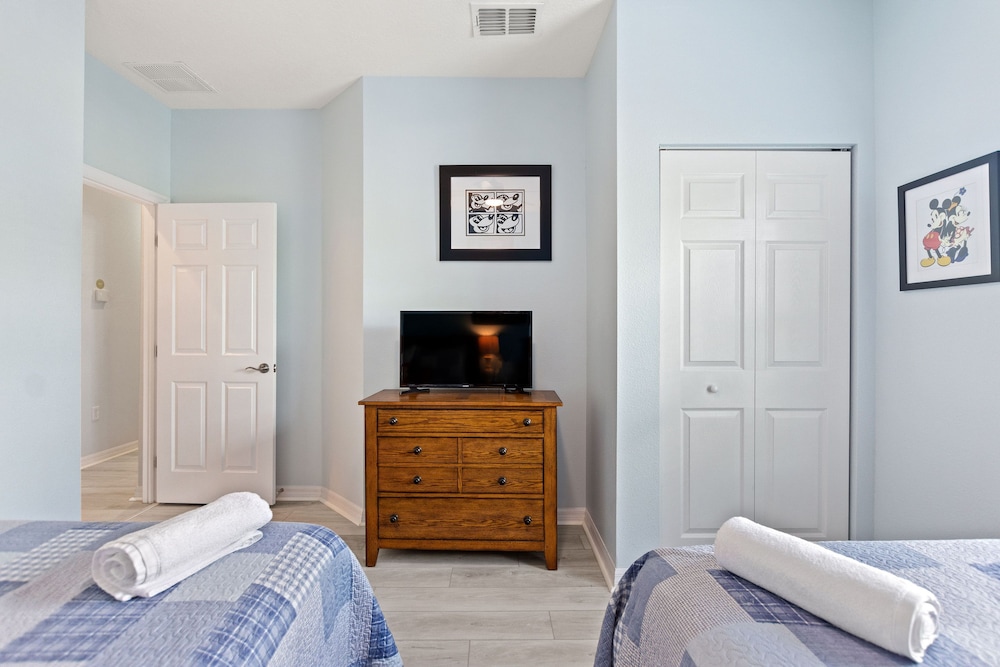 Magic Hideaway @ Lucaya Resort Sleeps 8 #909 - photo 14