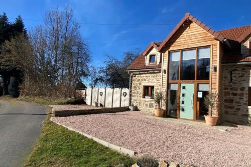 Converted Barn - carbon neutral hotel in Unknown City