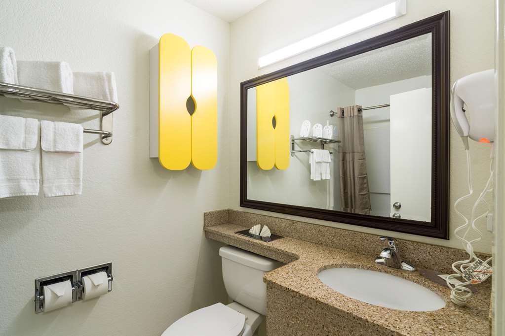 Studio 6 Plano TX Dallas Plano Medical Center - photo 19