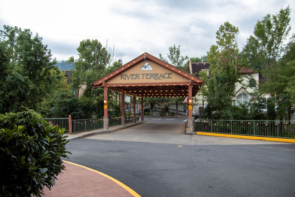 River Terrace Resort & Convention Center - photo 34