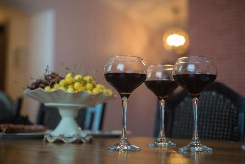 Milorava's Guest House & Wine Cellar
