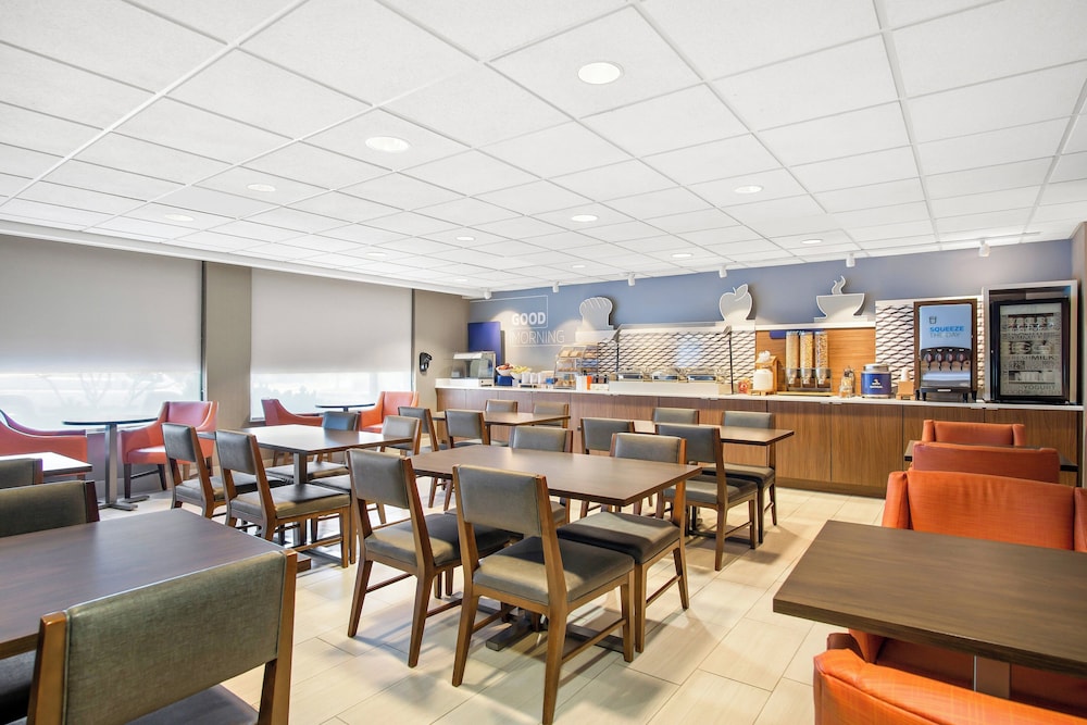Holiday Inn Express Hotel & Suites Ocean City by IHG - photo 37