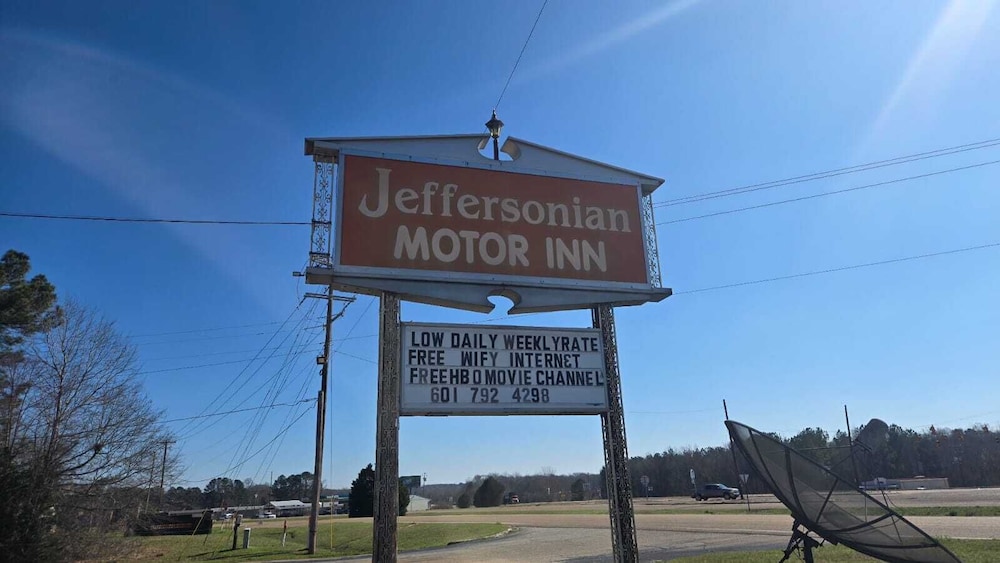 Jeffersonian Motor Inn - featured photo