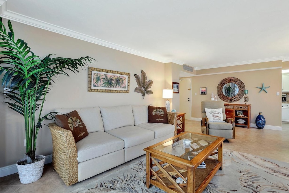 South Seas Tower 1 1212 - photo 24
