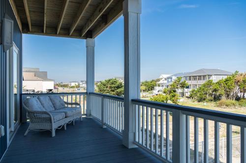 Conch Out by Oak Island Accommodations - photo 38