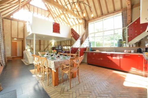 Yew Tree Farm Barn Worlingworth — 4-Star Luxury Hotel in Woodbridge, United Kingdom