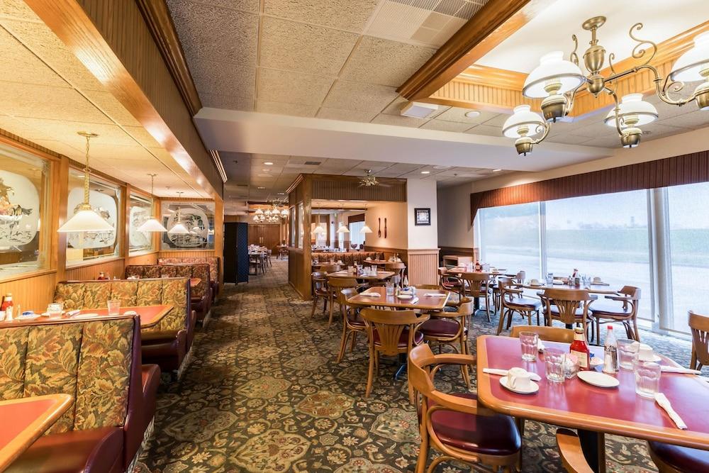 Quality Inn and Conference Center I 80 Grand Island - photo 4