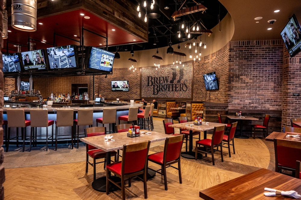Harrah's Kansas City Hotel and Casino A Caesars Rewards Destination - photo 31