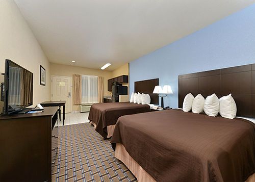 Quality Inn & Suites Carrizo Springs North - photo 25