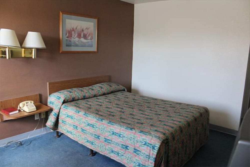 Colorado River Value Inn - photo 6