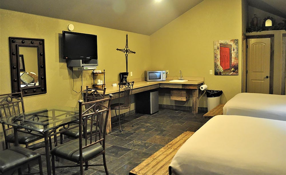 Rustic Creek Ranch Resort - photo 29