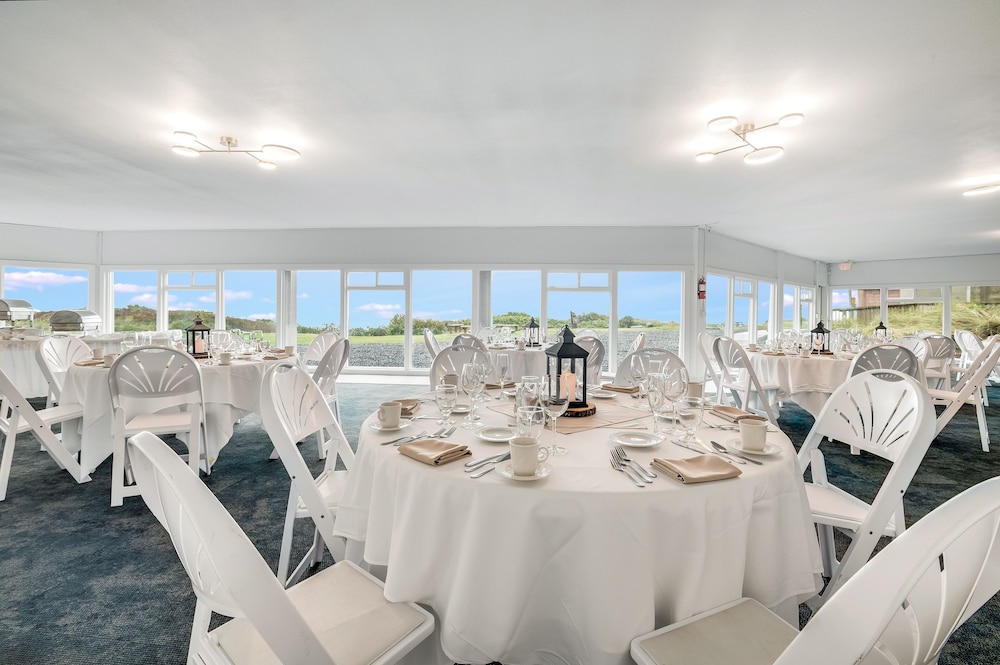 Hallmark Resort Newport - photo 86