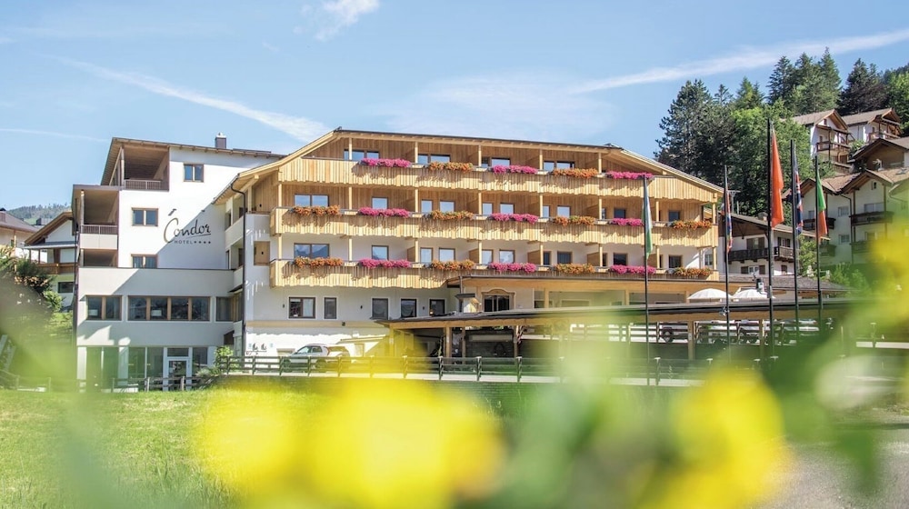 Hotel Condor - carbon neutral hotel in Bolzano