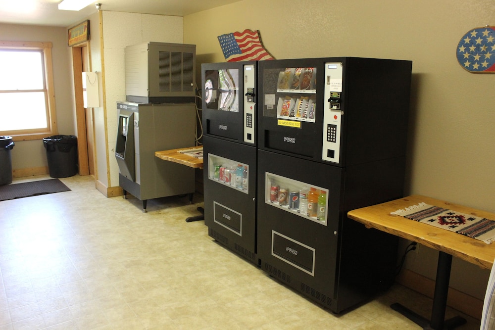 Old Corral Hotel & Steakhouse - photo 12