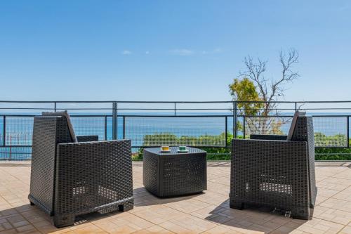 GuestHost Seaview Apartments near Palermo — 4-Star Luxury Hotel in Palermo, Italy