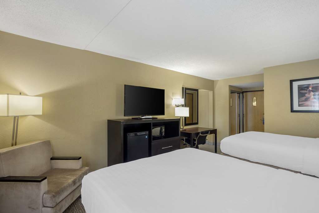 Best Western Harrisburg North Hotel - photo 21