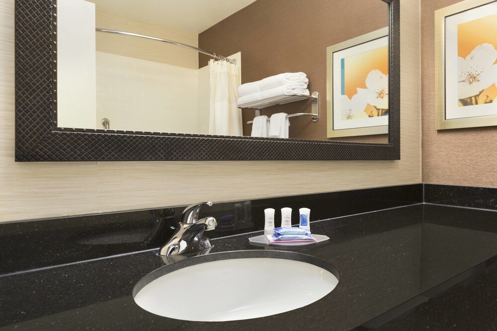 Fairfield Inn & Suites by Marriott Midland - photo 8
