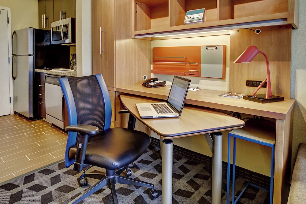 Towneplace Suites Oklahoma City Airport - photo 14