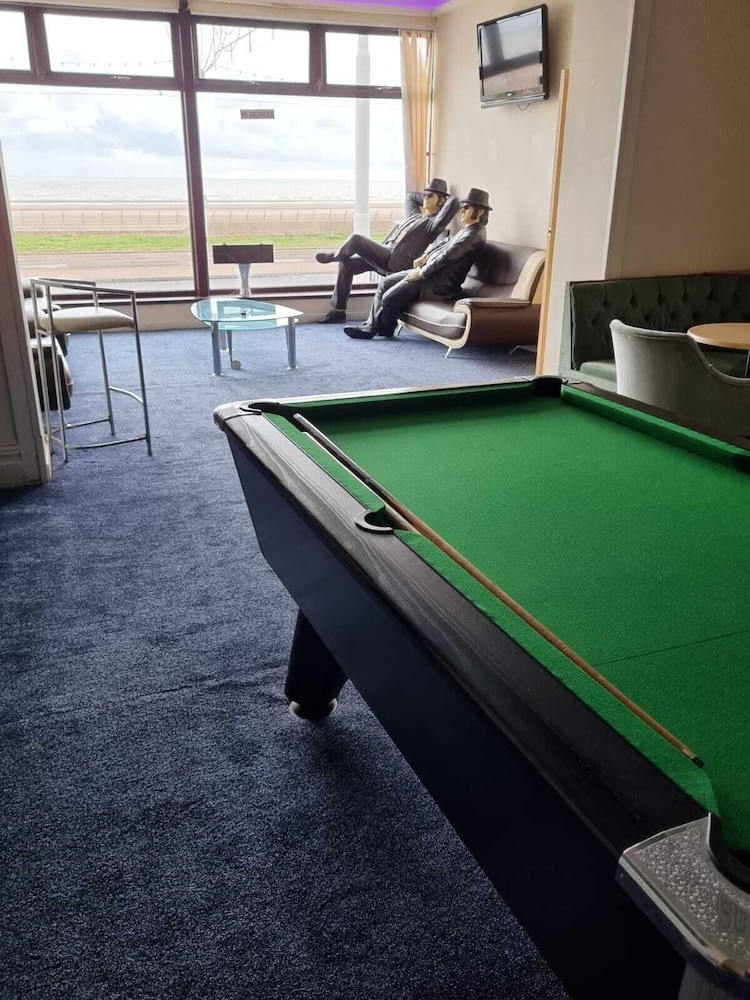 Funky Towers Hotel — Blackpool — photo 5