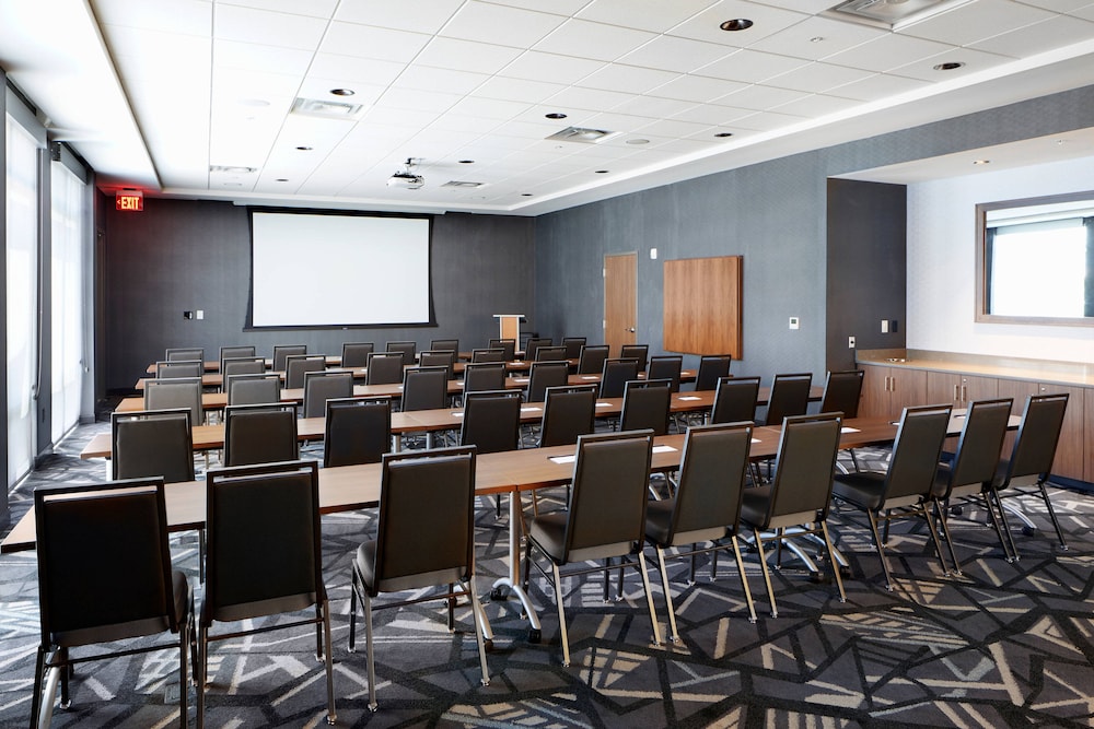 TownePlace Suites by Marriott Columbus Easton Area - photo 29