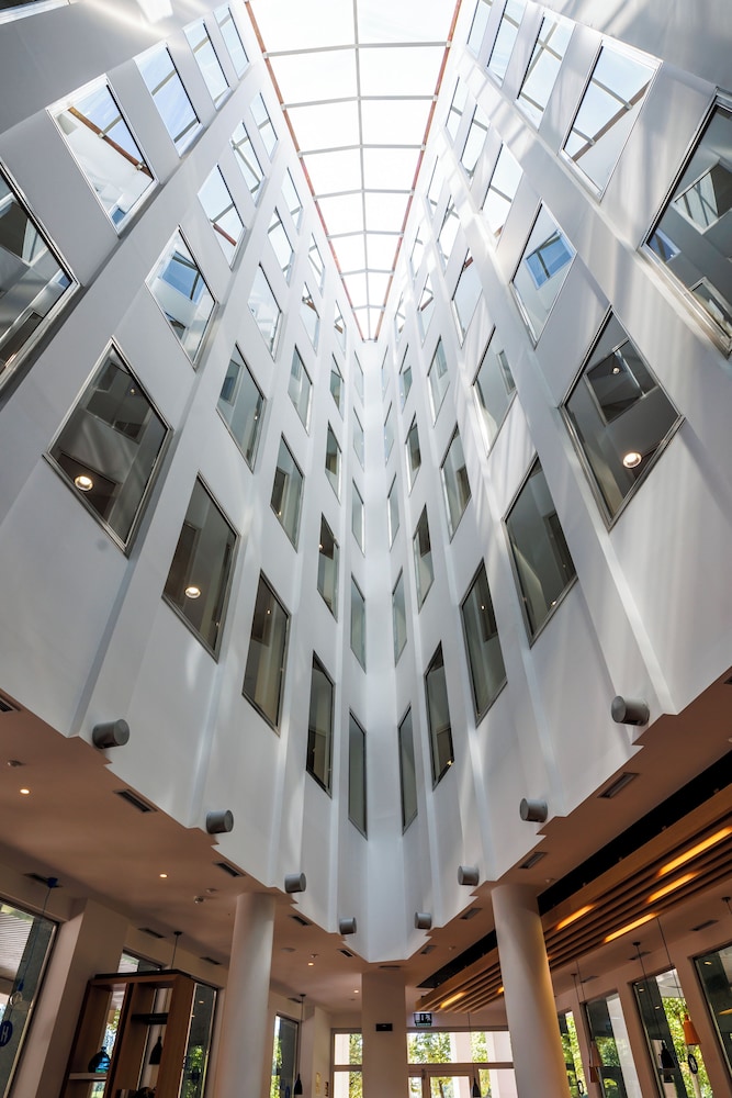 Holiday Inn Express Logrono Rioja by IHG - carbon neutral hotel in Logrono