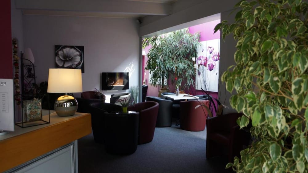 Hotel Restaurant Charme en Beaujolais — Belleville — photo 3