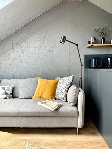 Stylish Two Bedroom Apartment Free WiFi West London — 4-Star Luxury Hotel in Brentford, United Kingdom