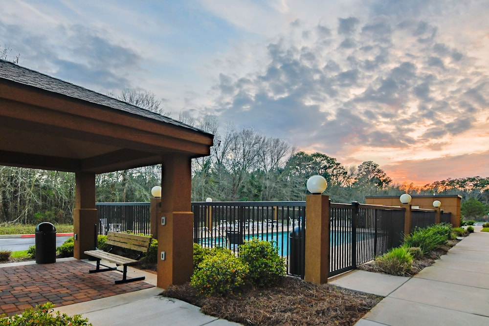 Hampton Inn Foley - photo 58
