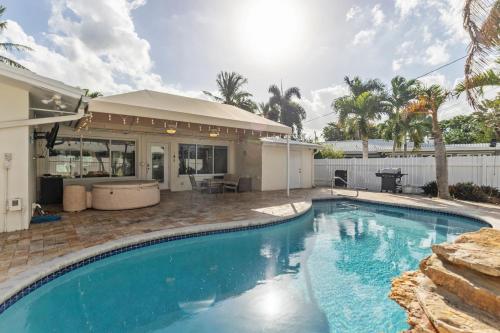Chic Fort Lauderdale House with Private Pool — 4-Star Luxury Hotel in Fort Lauderdale, United States