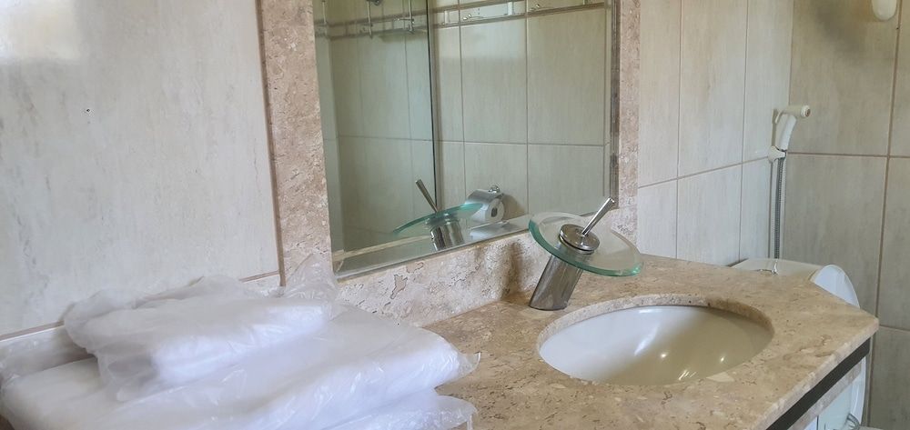 Pousada Adventures Suites Luxo Hidromassagem Piscina Campão de Futebol Capitolio MG in Capitolio, Brasil