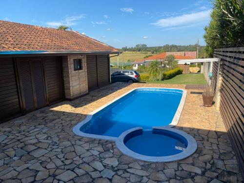 Chácara Charmosa em Aracoiaba da Serra pet-friendly hotel Salto De Pirapora