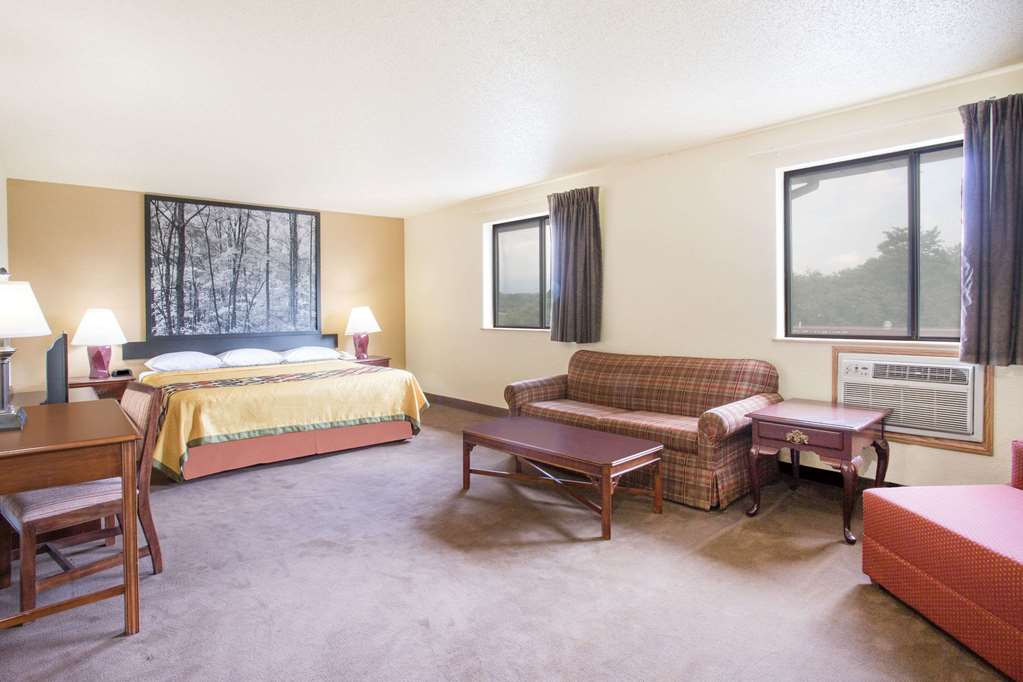 Super 8 by Wyndham Lexington VA - photo 13