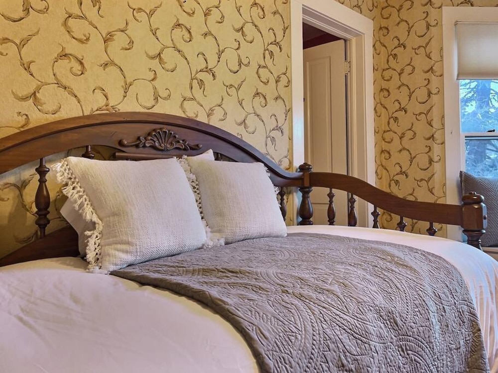 Avenue Hotel Bed & Breakfast - photo 26