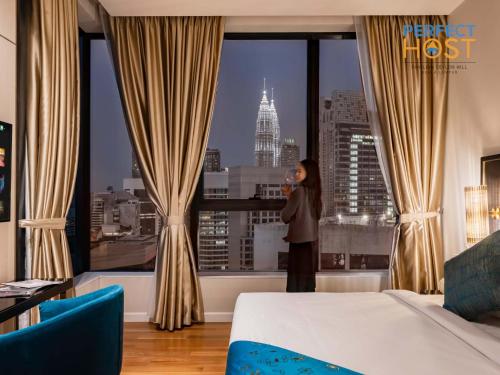 Pavilion Ceylon Hill Suites KLCC — 4-Star Luxury Hotel in Kuala Lumpur, Malaysia