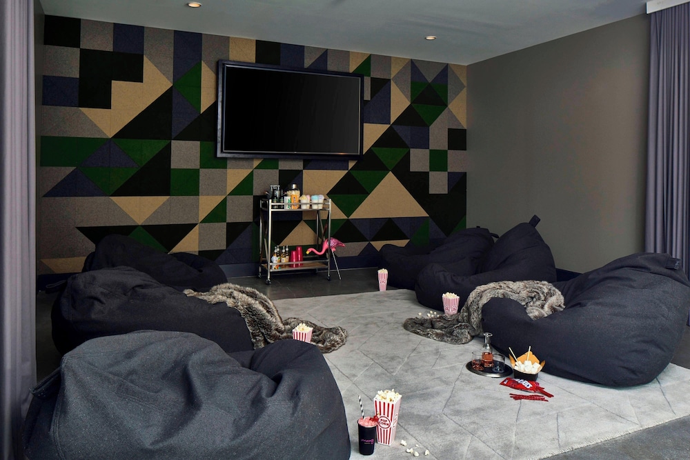 Moxy Chattanooga Downtown - photo 20