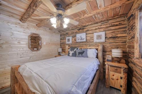 Bootjack Bungalow — 4-Star Luxury Hotel in Island Park, United States