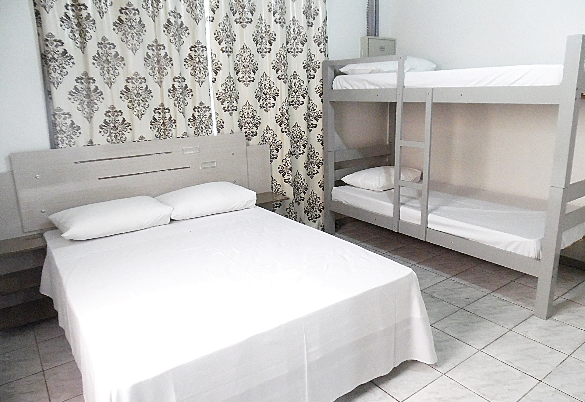 Atalaia Adventure Hostel — 4-Star Luxury Hotel in Foz Do Iguacu, Brasil