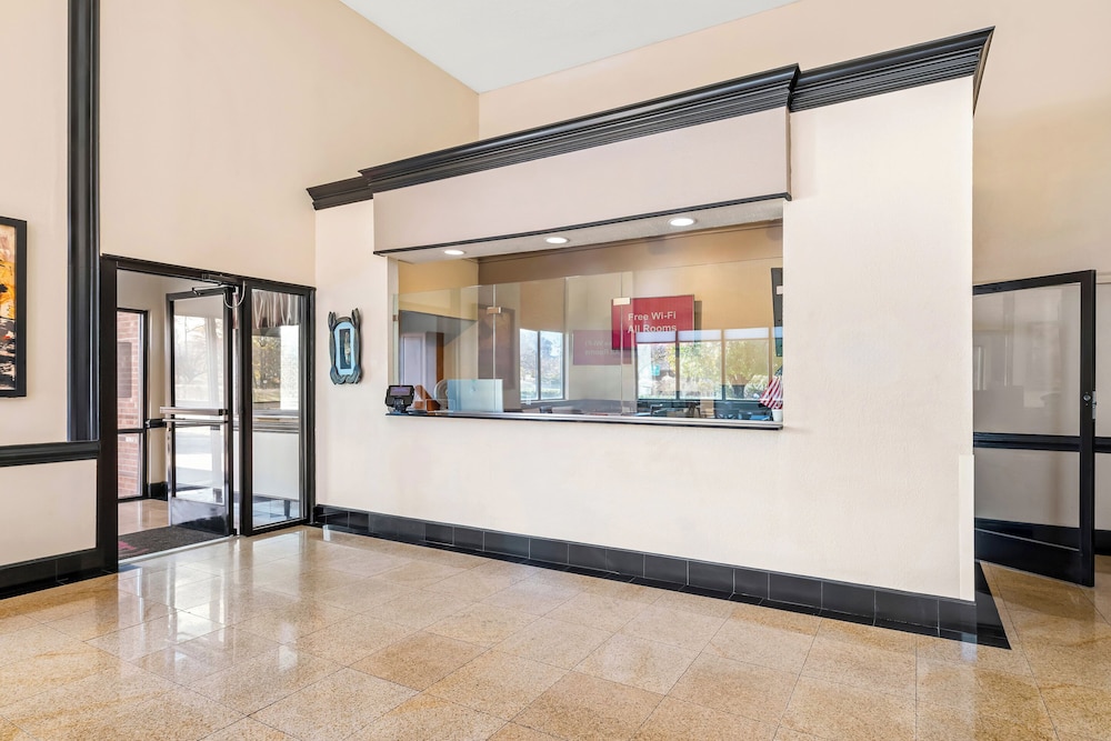 Red Roof Inn Charlotte University - photo 5