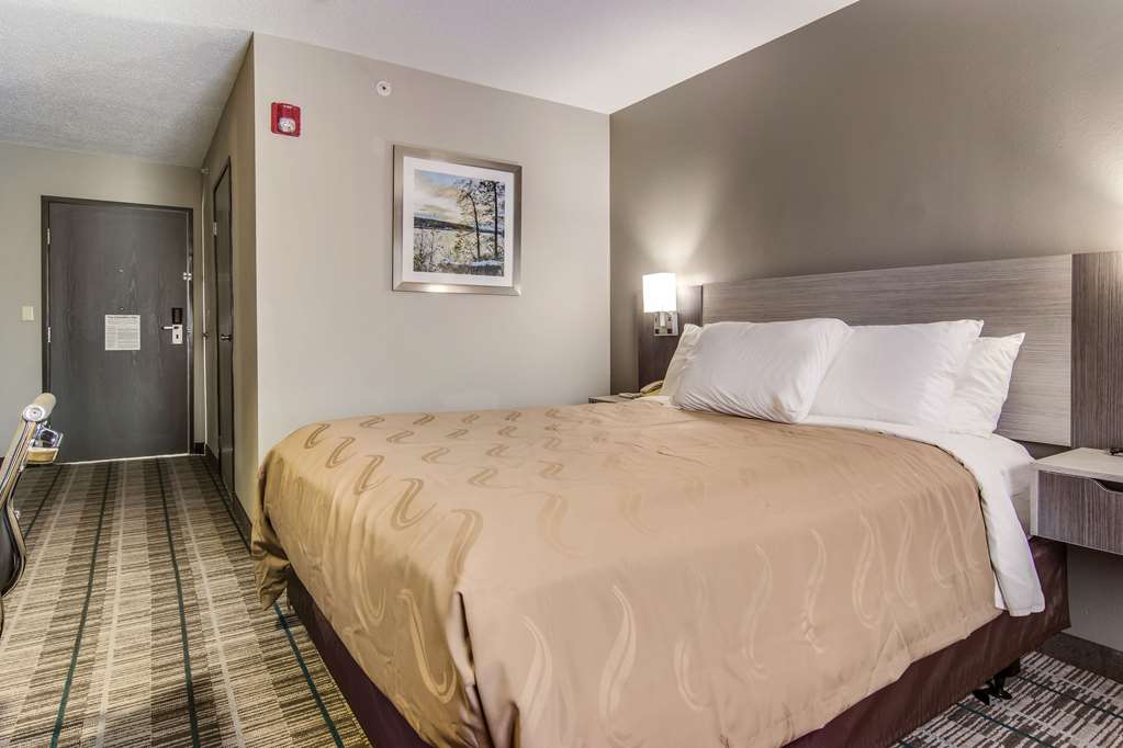 Quality Inn & Suites Grove City Outlet Mall - photo 11